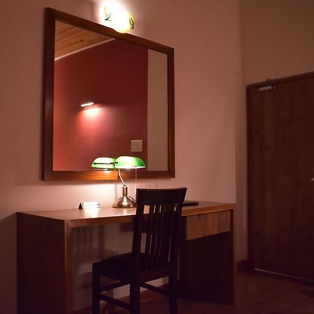Kaizun Bed Breakfast Шиллонг Экстерьер фото
