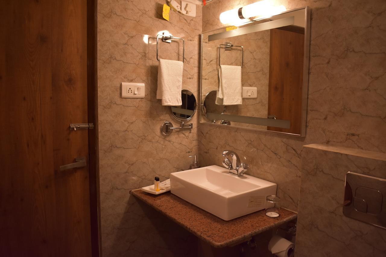 Kaizun Bed Breakfast Шиллонг Экстерьер фото