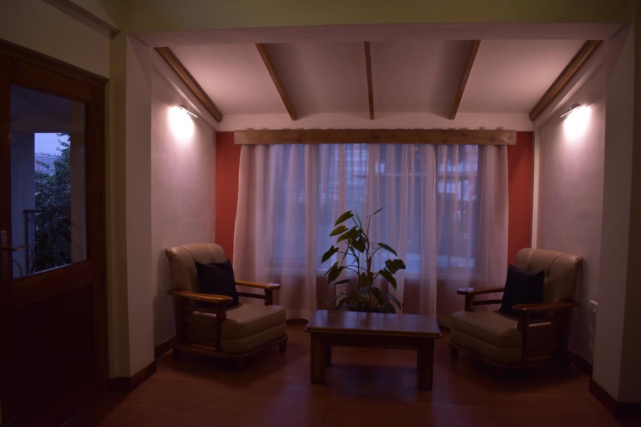 Kaizun Bed Breakfast Шиллонг Экстерьер фото
